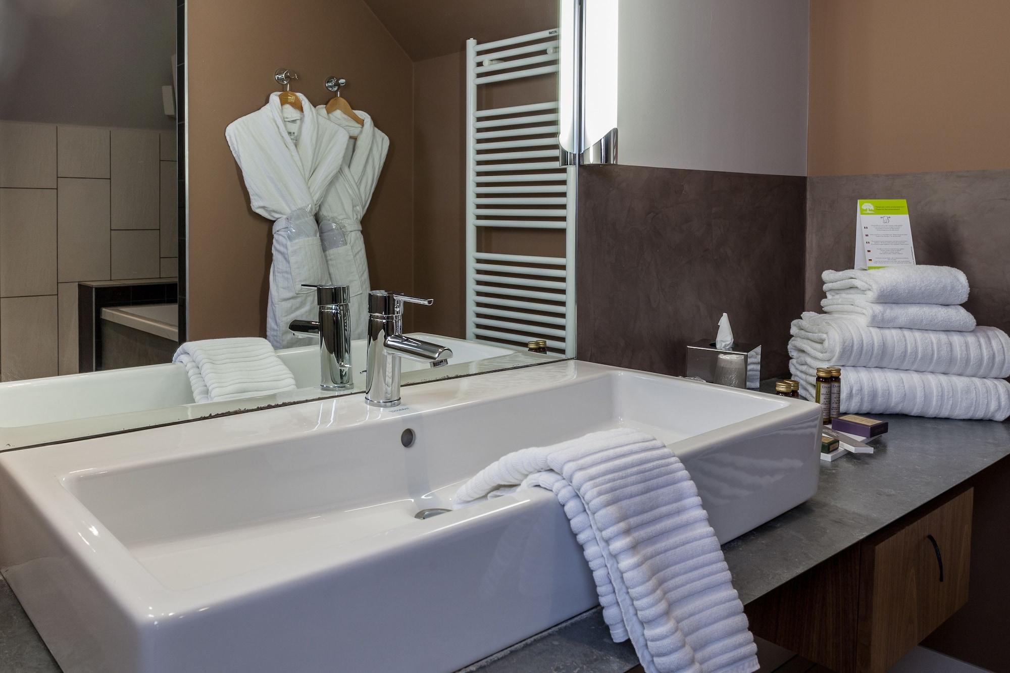 Hotel Restaurant Spa Ivan Vautier Caen Dış mekan fotoğraf