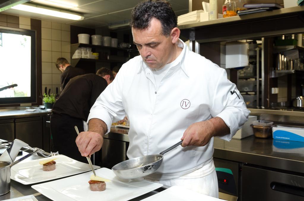 Hotel Restaurant Spa Ivan Vautier Caen Dış mekan fotoğraf