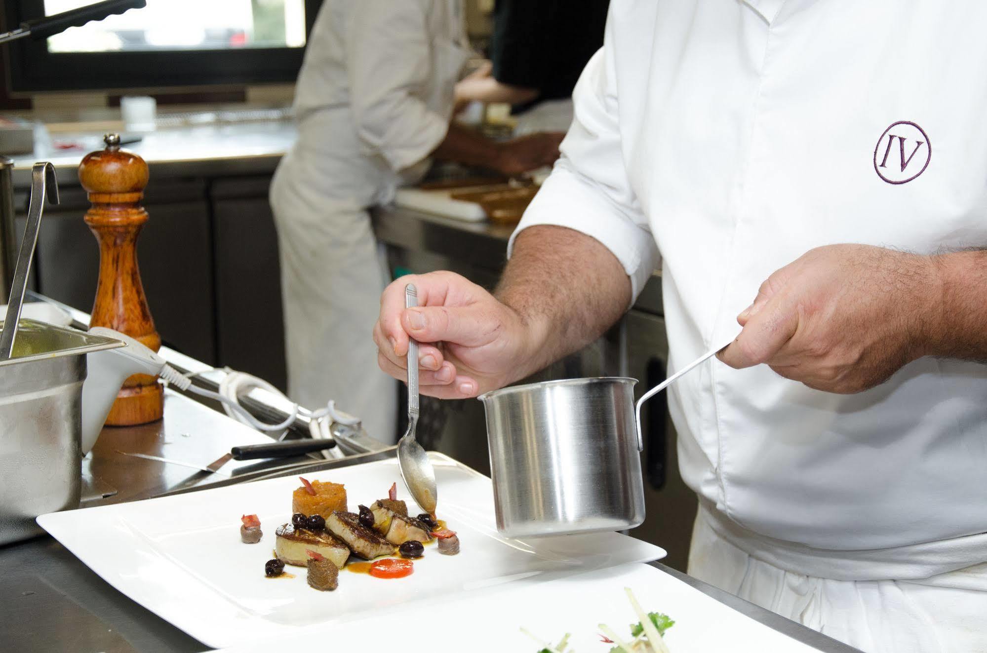 Hotel Restaurant Spa Ivan Vautier Caen Dış mekan fotoğraf
